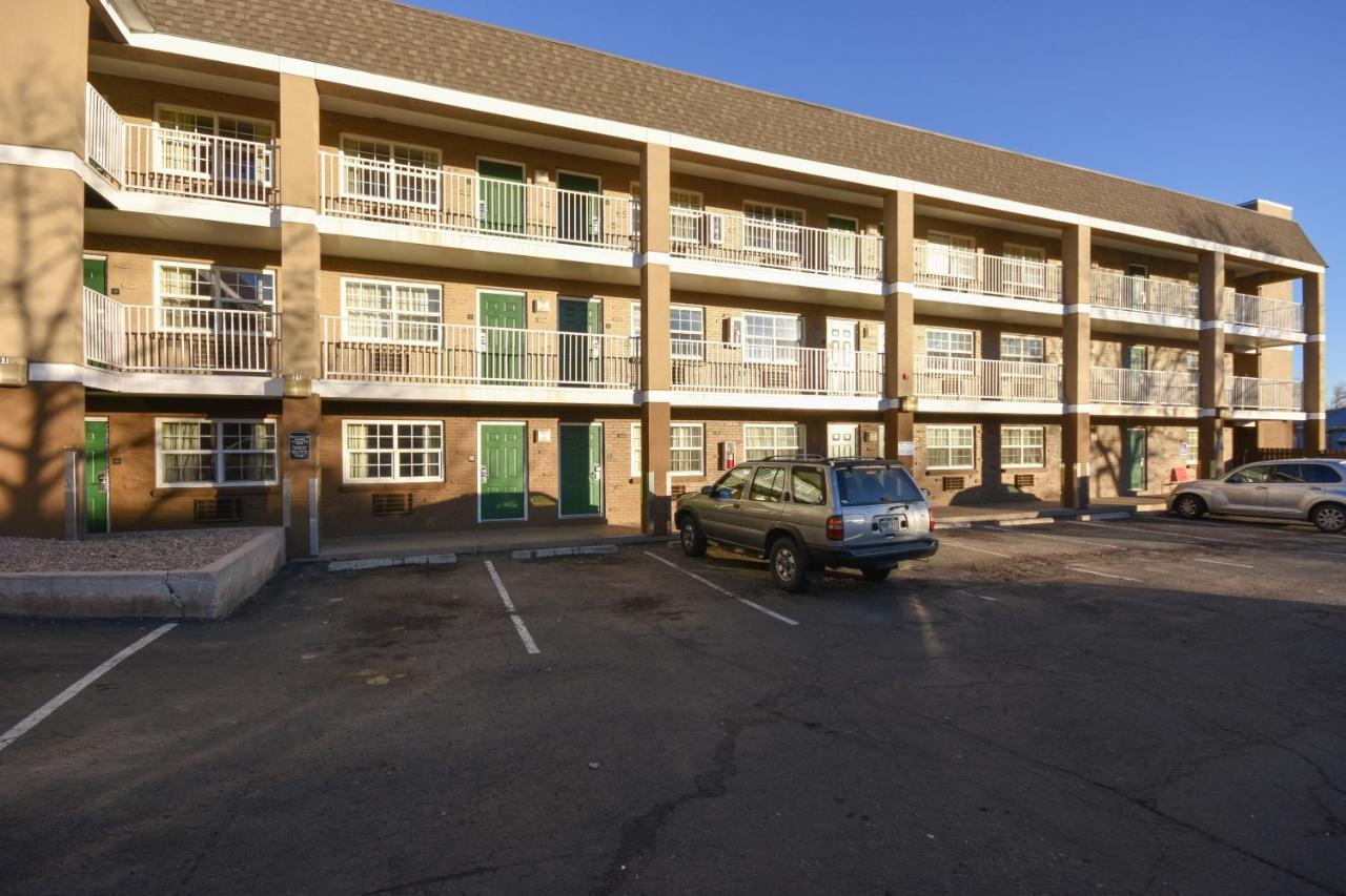 Hometowne Studios By Red Roof Denver - Lakewood West Εξωτερικό φωτογραφία